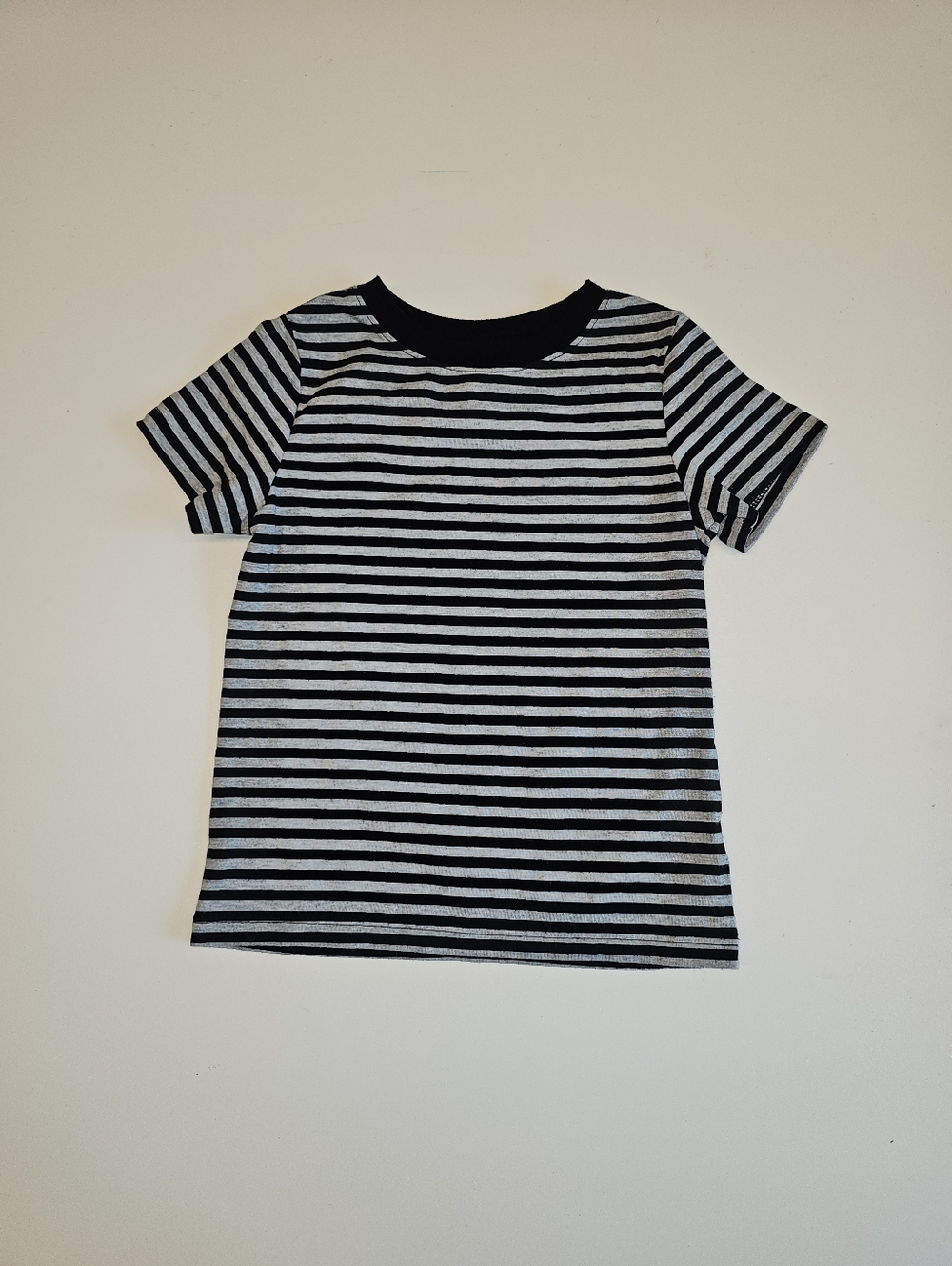 EUC | Cat & Jack | 3T | Black White Striped Short Sleeve Tee